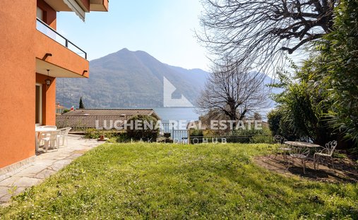 Wohnung in Moltrasio, Lombardei, Italien 1