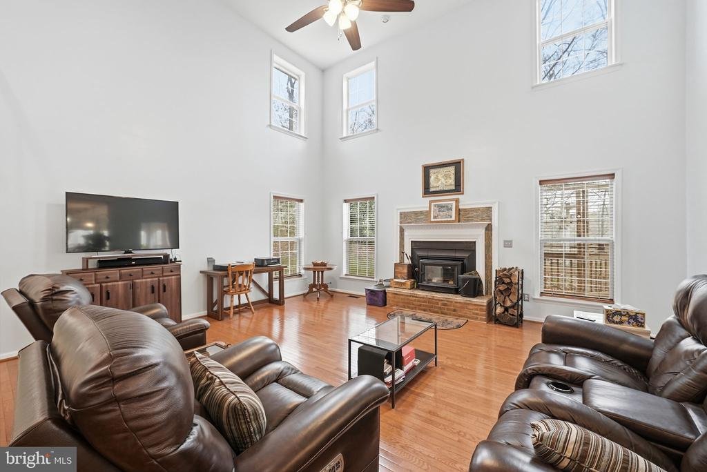 Casa a Manassas Park, Virginia, Stati Uniti 3 - 17615961