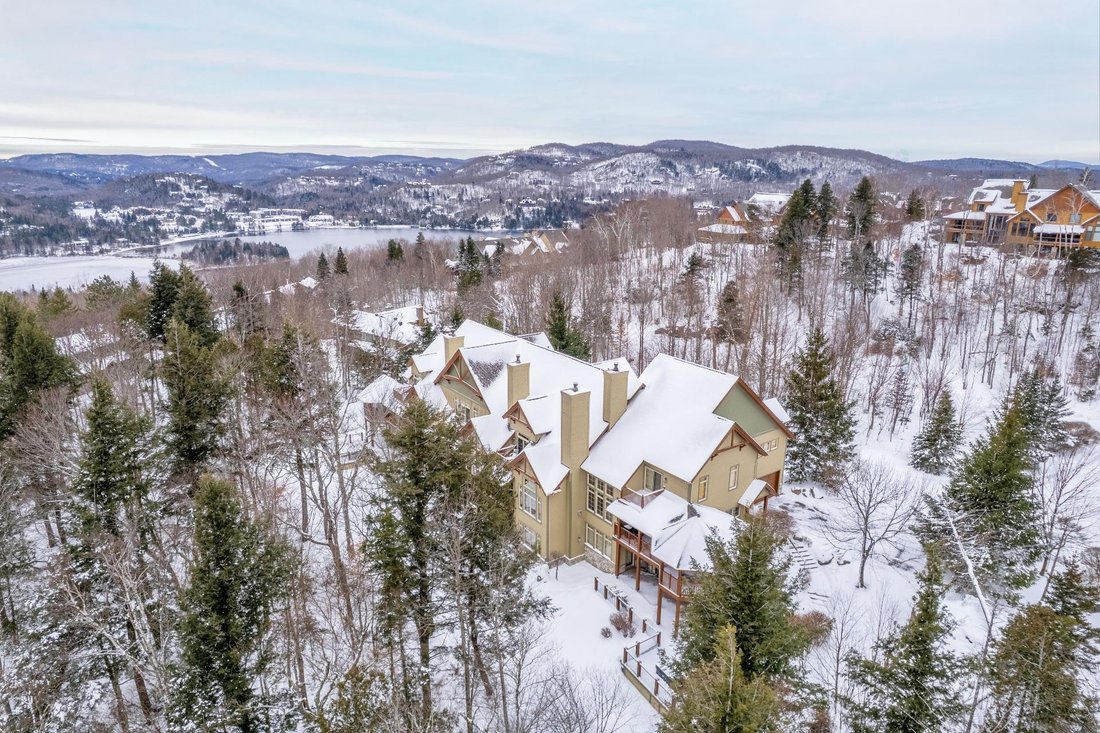 Condo in Mont-Tremblant, Quebec, Canada 2 - 15498872