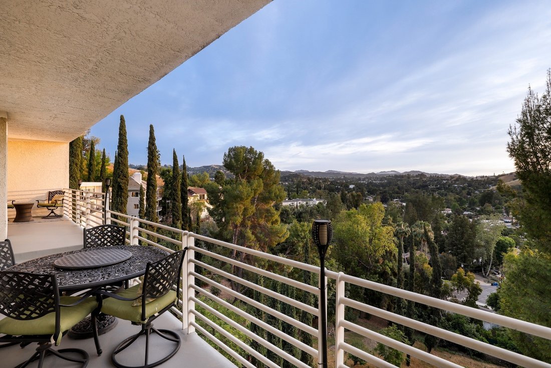 House in Los Angeles, California, United States 3 - 17703919