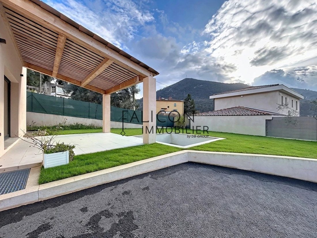 Villa in Tourrette-Levens, Provence-Alpes-Côte d'Azur, France 3 - 16825424