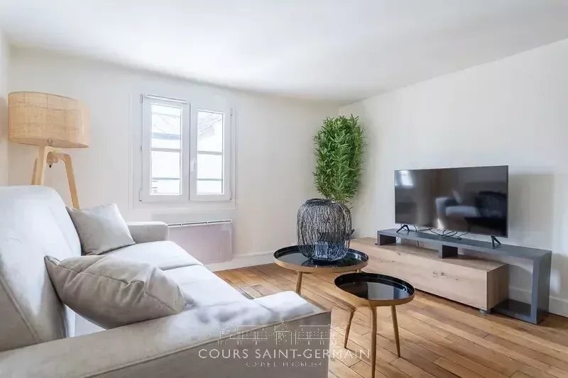 Apartment in Monnaie, Paris 6e Arrondissement, Paris 1 - 16805409