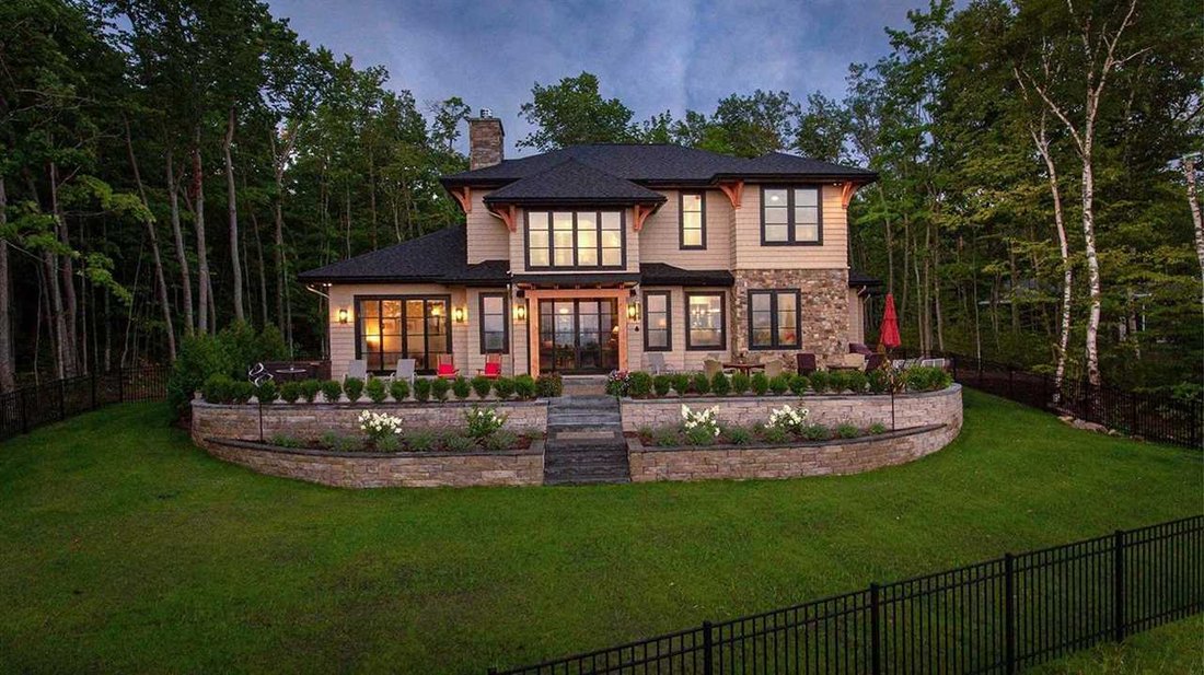 Casa a Charlevoix, Michigan, Stati Uniti 1 - 17705488