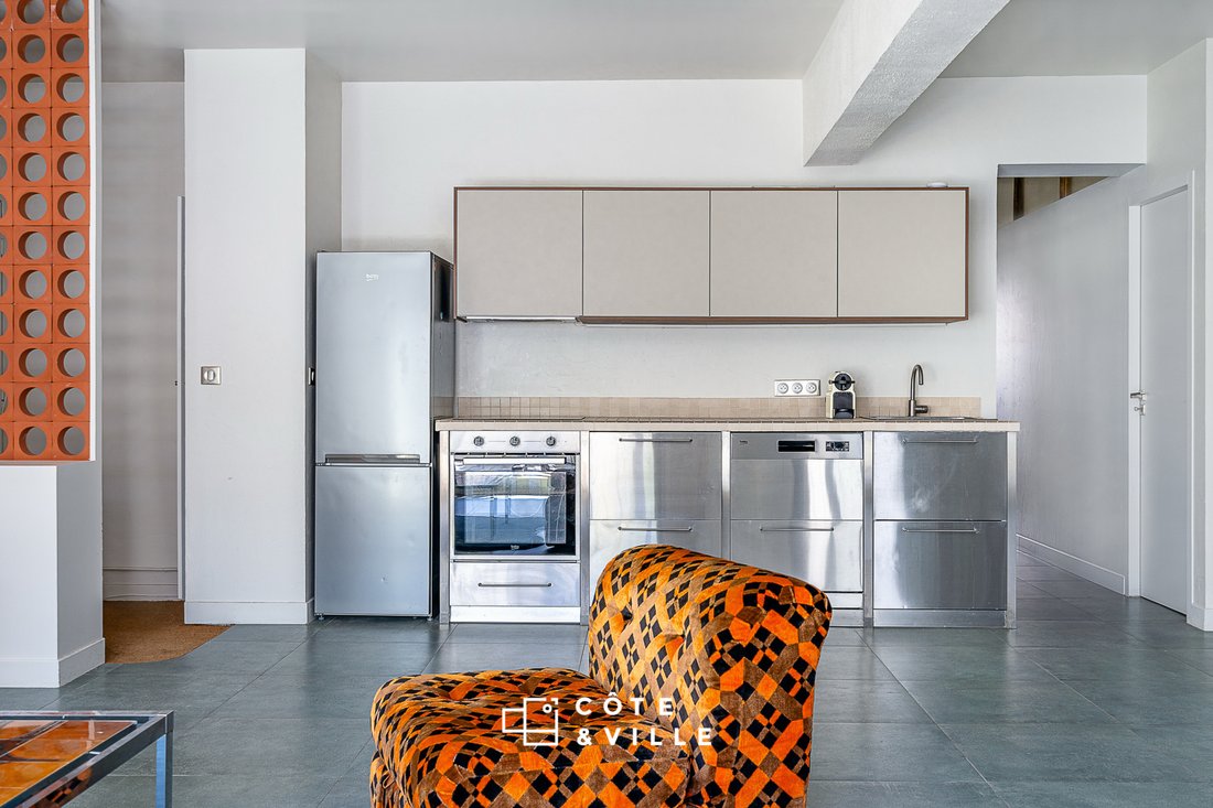 Apartment in Saint Lambert, 7e Arrondissement, Marseille 4 - 17508968