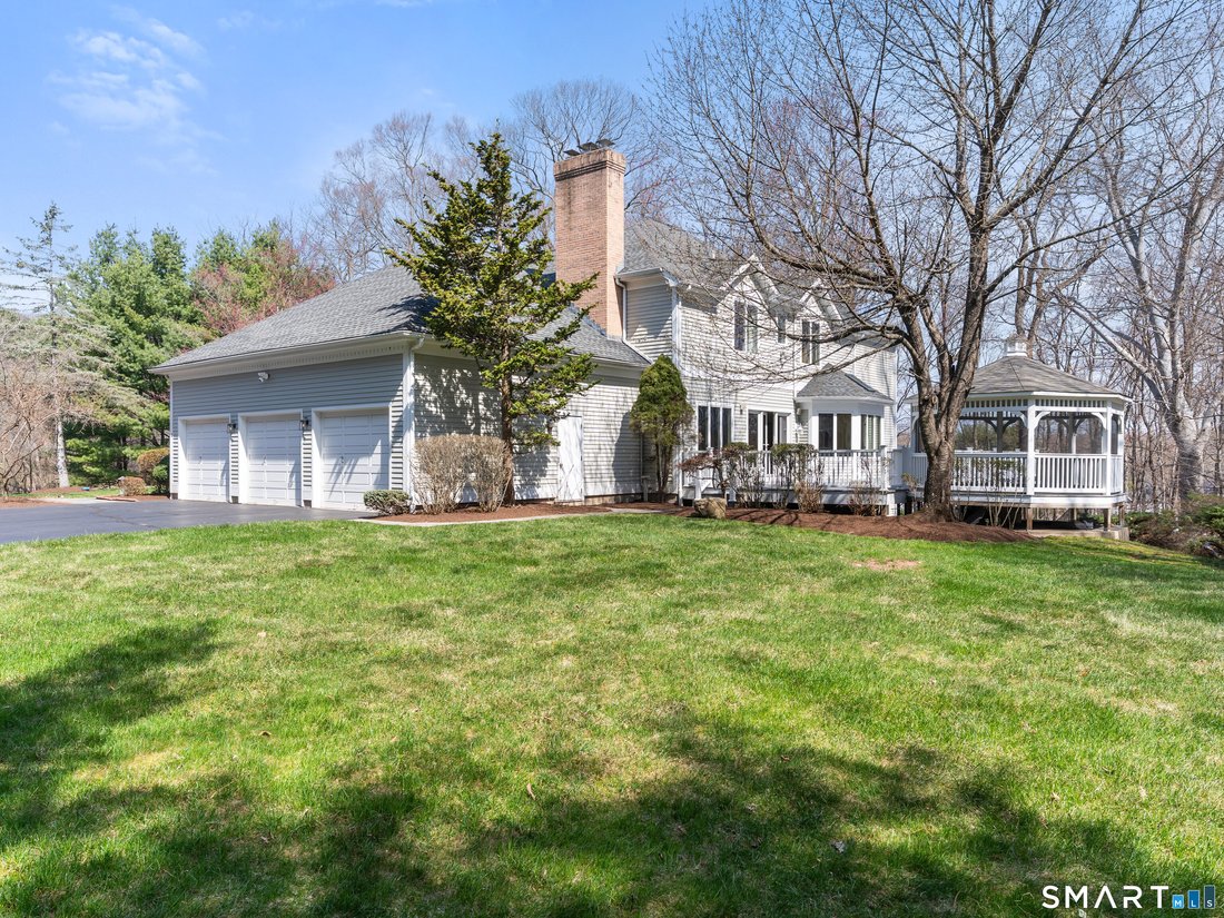 House in Cheshire, Connecticut, United States 2 - 17710056