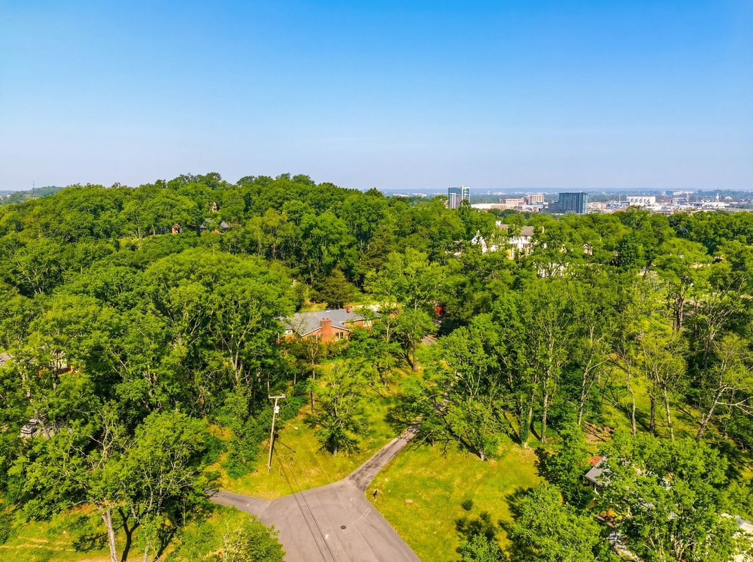 House in Forest Hills, Tennessee, United States 1 - 17708019