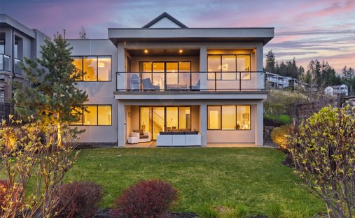 House in Vernon, British Columbia, Canada 1