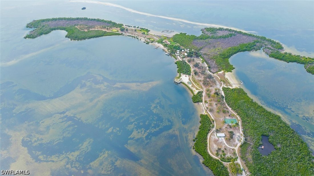 House in Bokeelia, Florida, United States 2 - 17706367