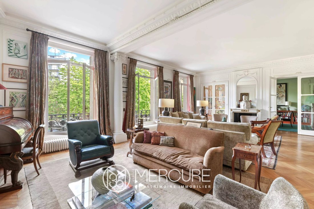 Apartment in Muette Nord, Paris 16e Arrondissement, Paris 2 - 16964245