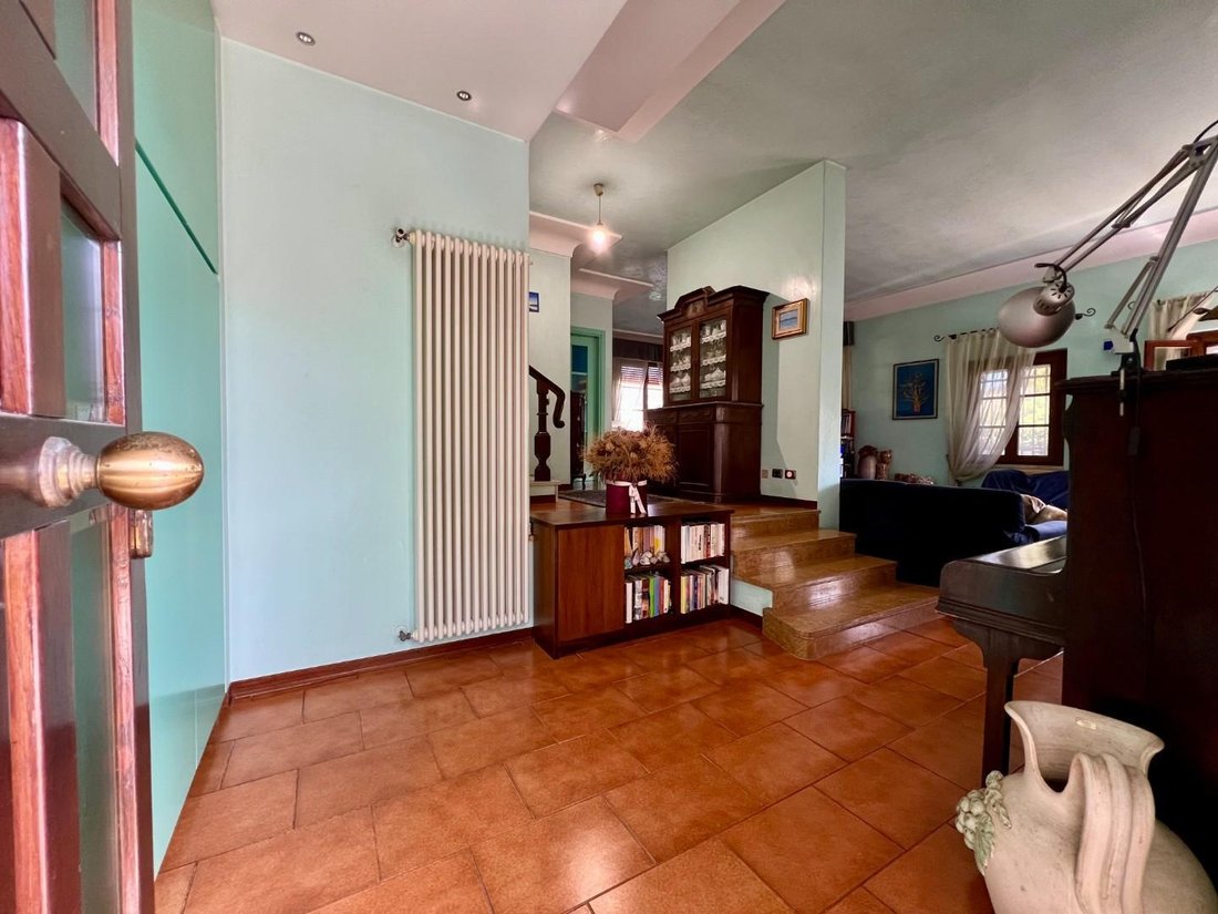 Villa in Marina di Massa Centro, Massa, Italy 4 - 17717807
