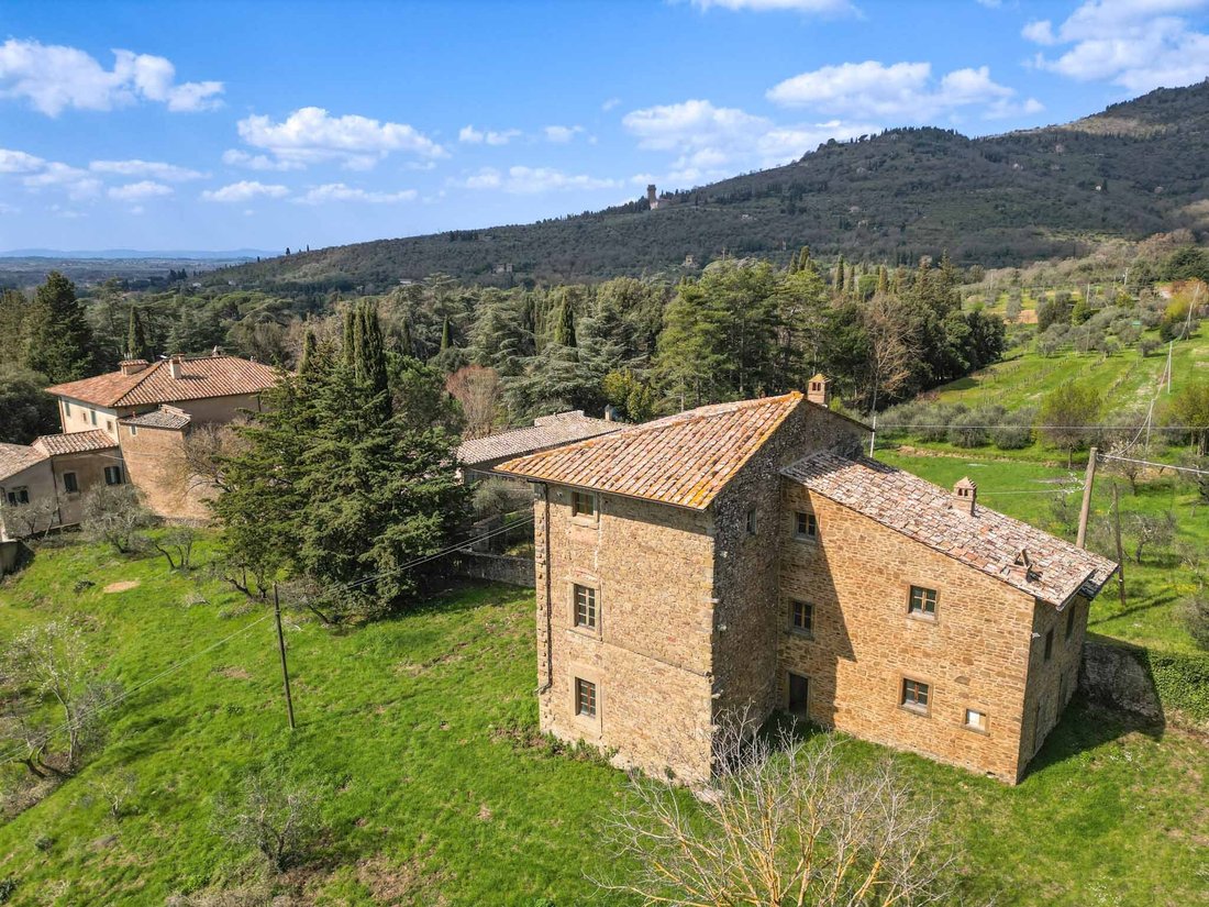 Villa in Center, Cortona, Tuscany 2 - 17702829