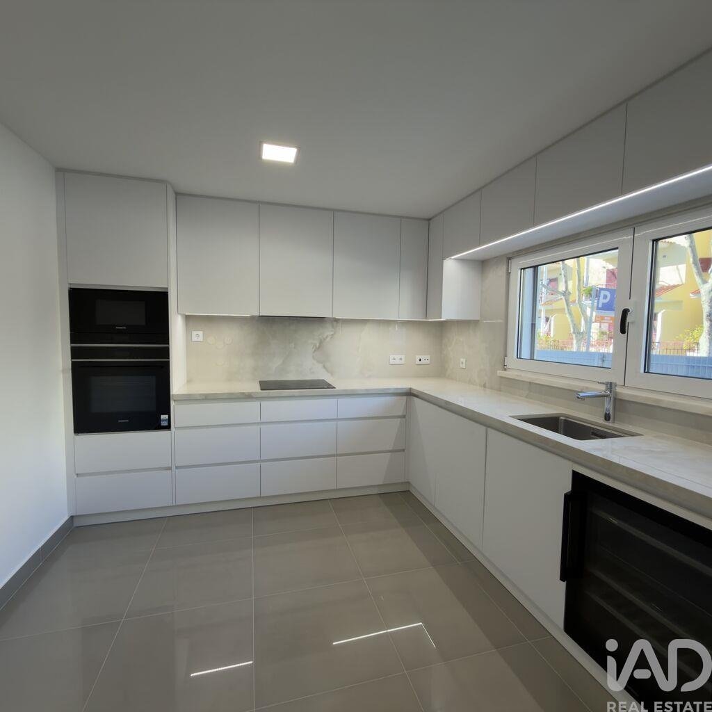 Townhouse in Cascais e Estoril, Lisbon, Portugal 1 - 17716897