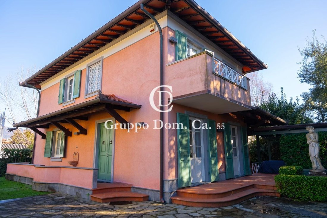 Villa in Center, Forte dei Marmi, Tuscany 1 - 17713958
