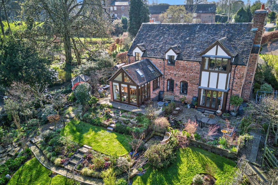 House in Cradley, England 2 - 17710528
