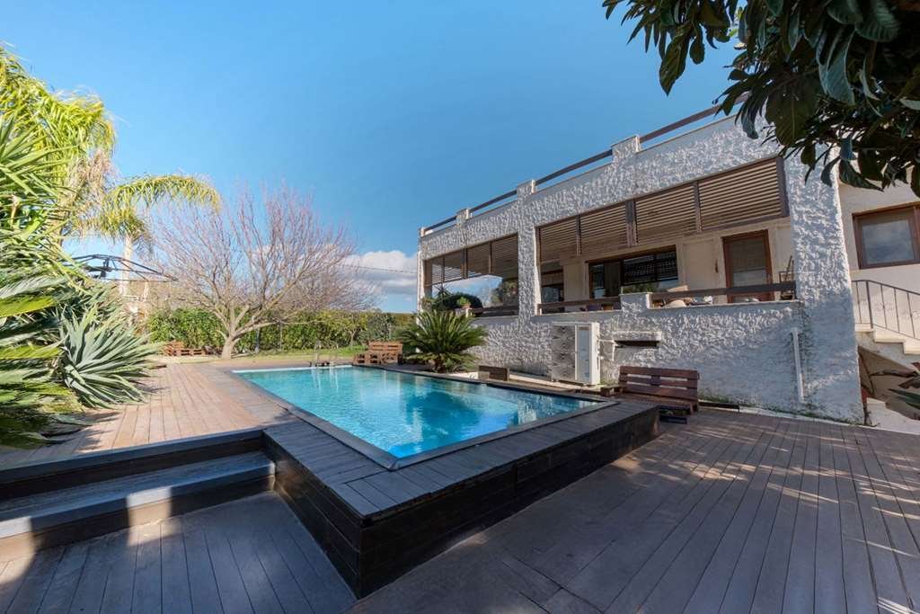 Villa en İzmir, Esmirna, Turquía 1 - 17703550