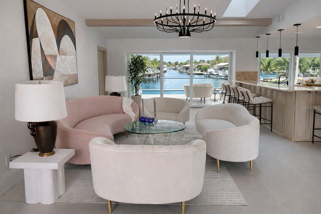 House in Cape Coral, Florida, United States 5 - 17707747