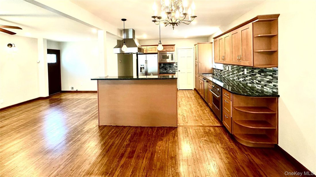 House in New York, New York, United States 5 - 17707607