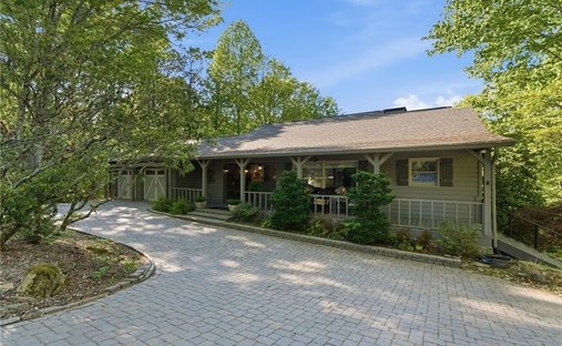 House in Sautee Nacoochee, Georgia, United States 1