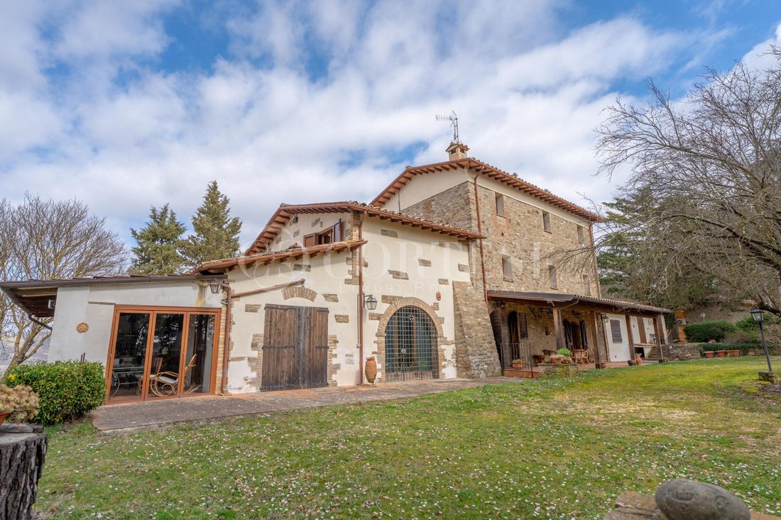 Villa in Umbertide, Umbria, Italy 1 - 17702832