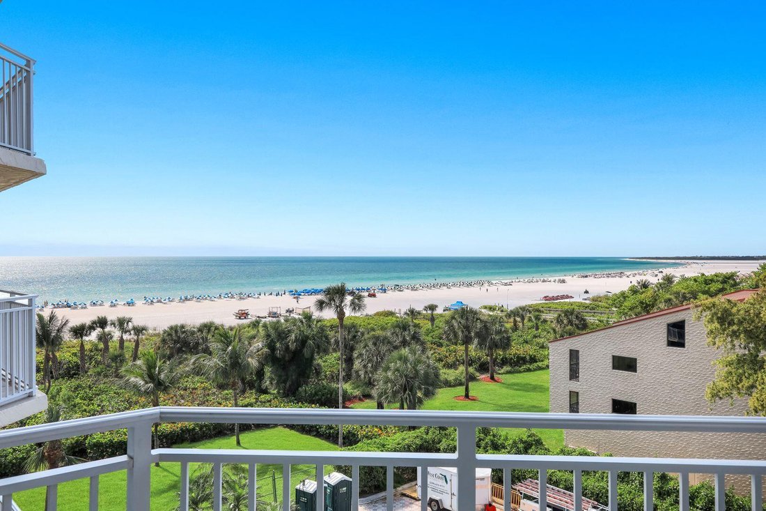Condo in Marco Island, Florida, United States 2 - 17703092