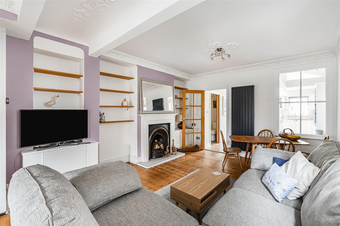 House in Kingston Upon Thames, Royal Borough of Kingston upon Thames, England 2 - 17706260