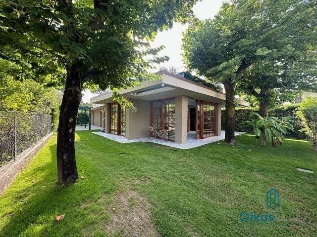 Villa in Vittoria Apuana, Forte dei Marmi, Tuscany 2 - 17708631