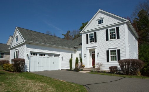 House in Simsbury, Connecticut, United States 1