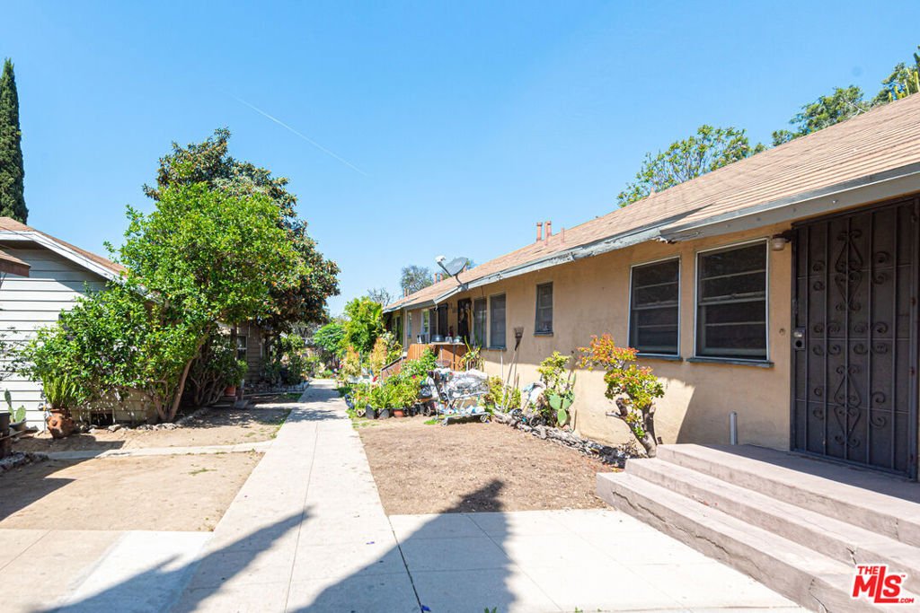 Los Angeles, California, United States 1 - 17706501