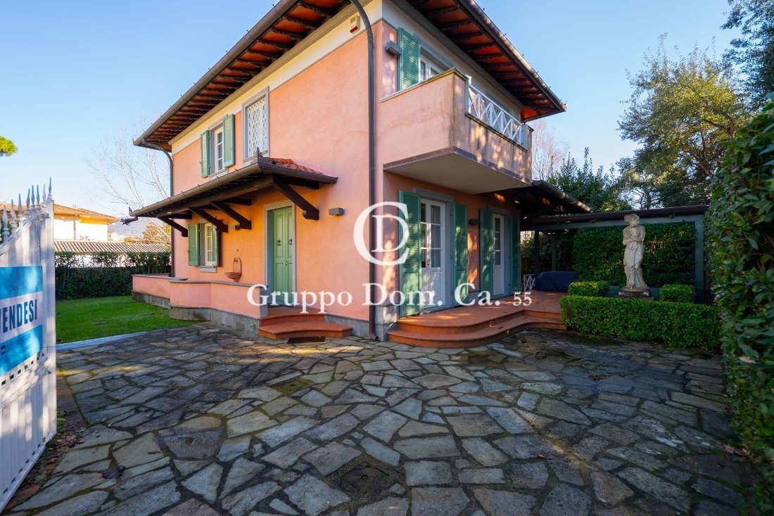 Villa in Center, Forte dei Marmi, Tuscany 3 - 17713958