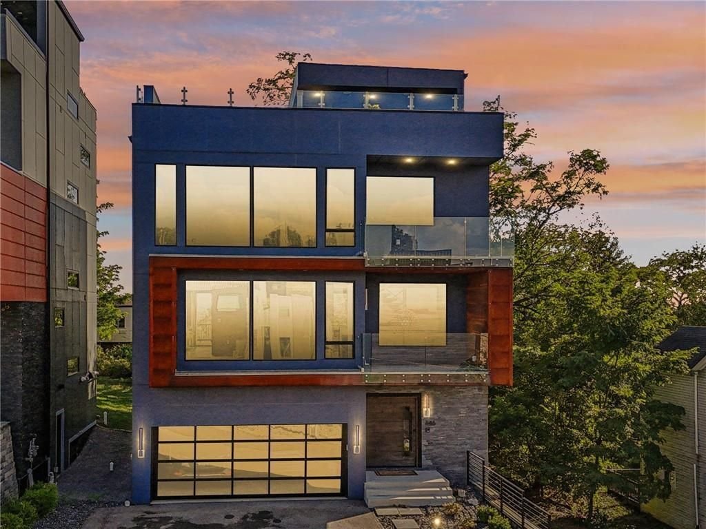 House in Pittsburgh, Pennsylvania, United States 1 - 17709676