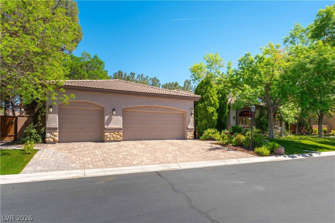 House in Las Vegas, Nevada, United States 2 - 17707571