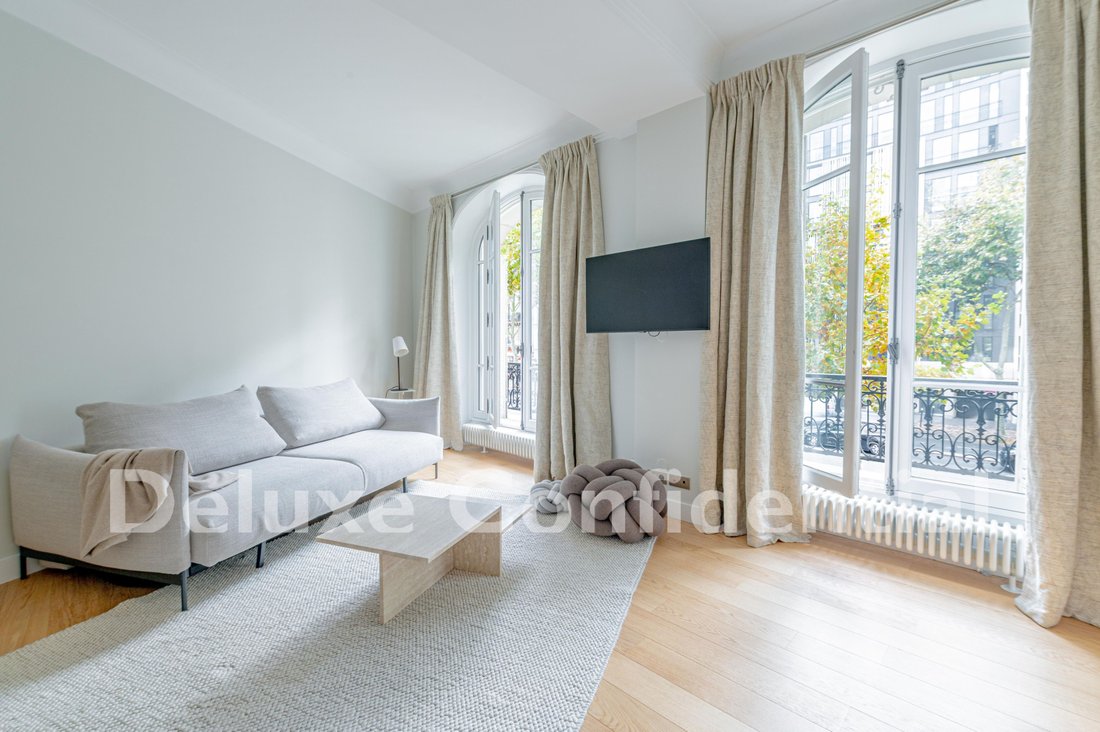 Apartment in Odéon, Paris 6e Arrondissement, Paris 3 - 17707370