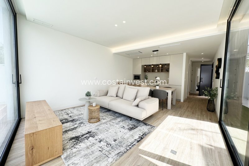 Villa in Pilar de la Horadada, Valencian Community, Spain 5 - 17695544