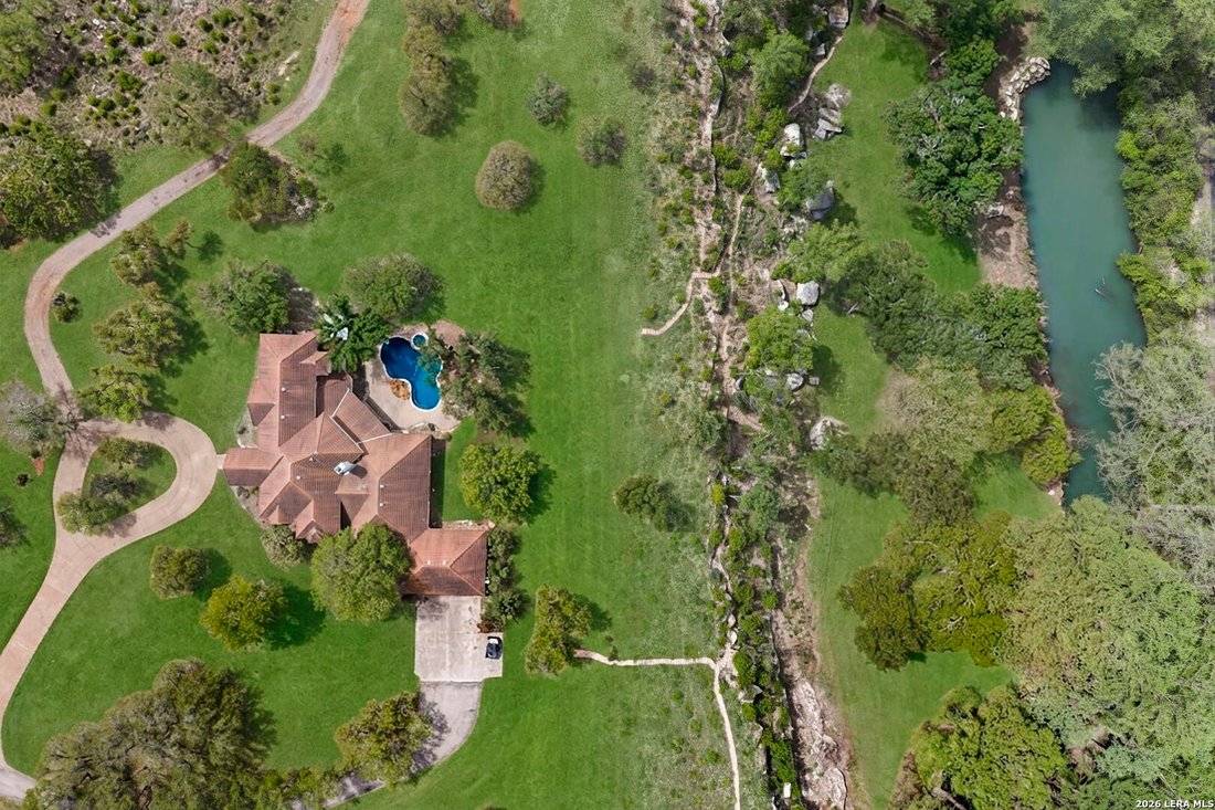 Farm Ranch in Boerne, Texas, United States 5 - 17708870