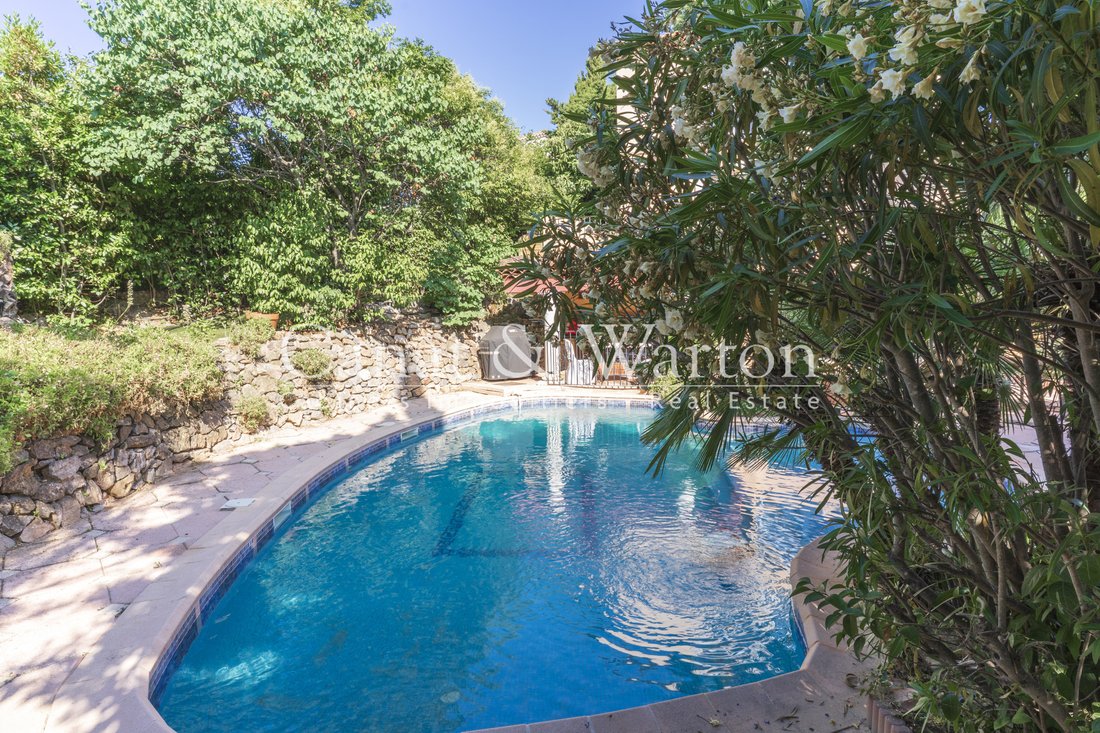 Villa in Aguillon, Toulon, France 2 - 17708685