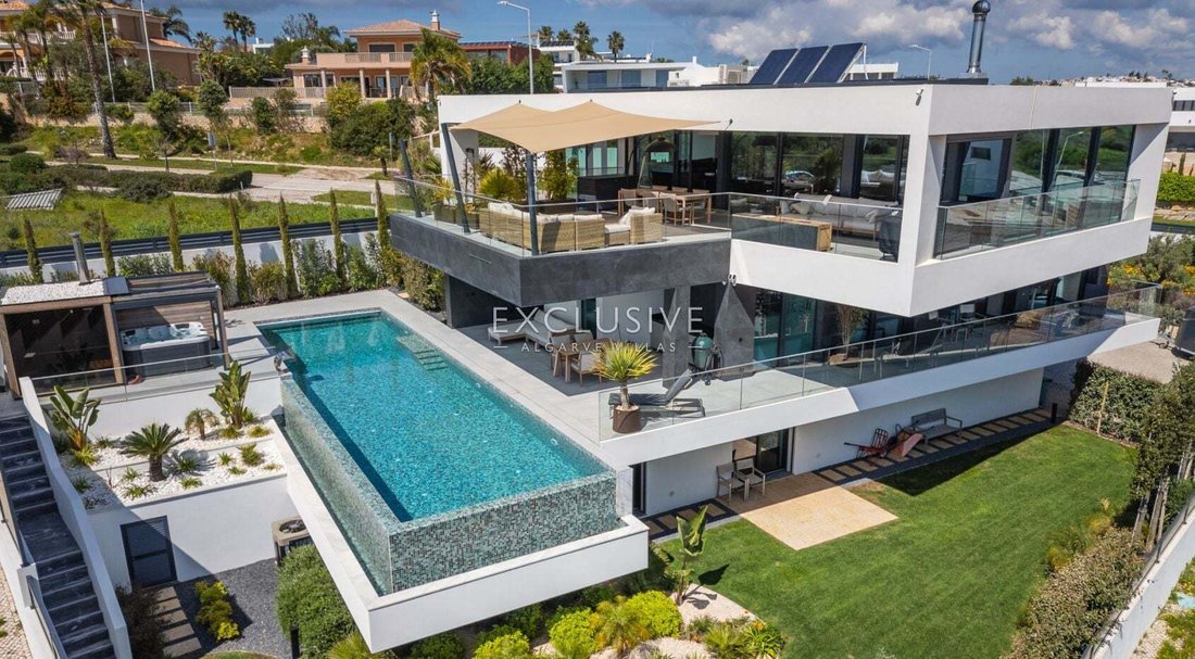 Villa in Praia De Porto Mós, Sao Goncalo de Lagos, Algarve 1 - 17704840