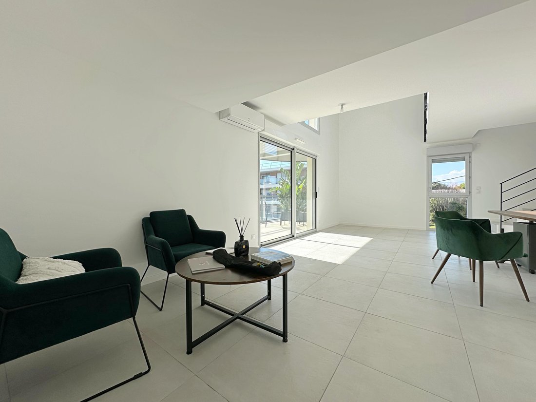 Apartment in Fontmerle, Antibes, France 3 - 17708553