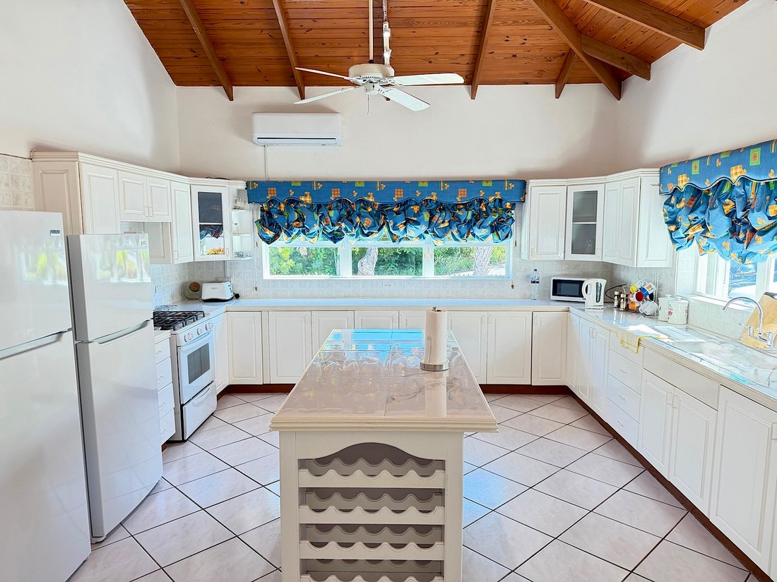 Villa in Cedar Grove, Saint John, Antigua and Barbuda 5 - 17716807