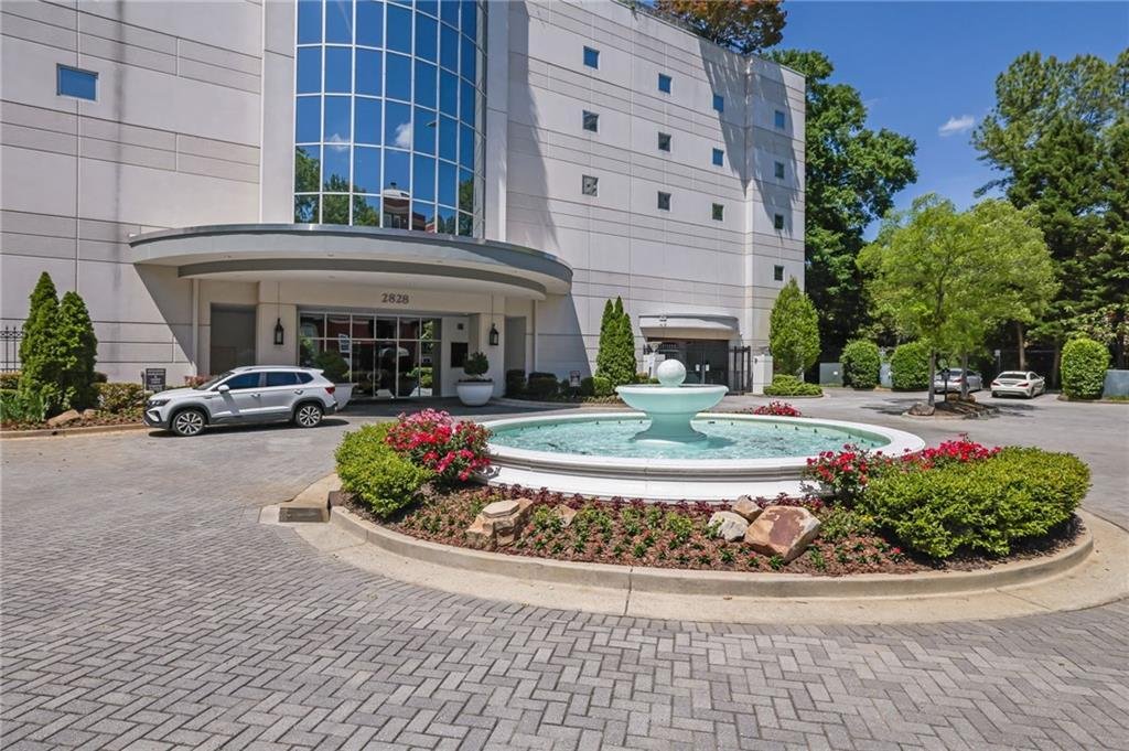 Condo in Atlanta, Georgia, United States 4 - 17703498