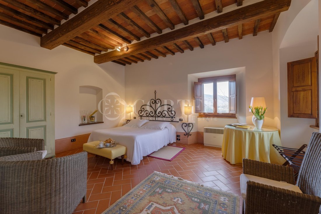 Villa in Castiglion Fiorentino, Tuscany, Italy 5 - 17702828