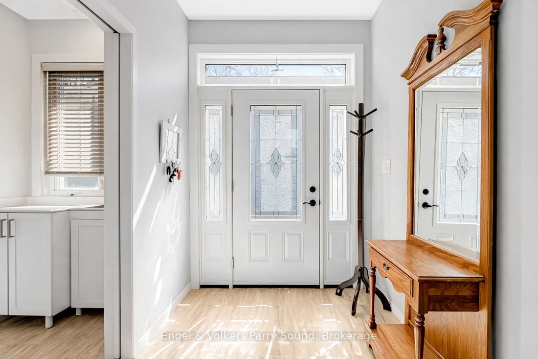 House in Parry Sound, Ontario, Canada 4 - 17708057