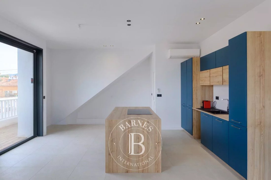Villa in Montredon, 8e Arrondissement, Marseille 4 - 17223683