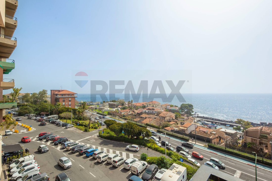 Apartment in Ognina-Lungomare De Gasperi, Catania, Italy 1 - 17709423