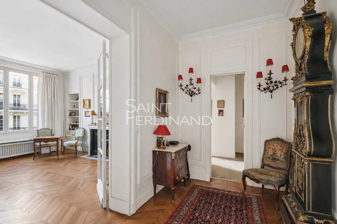 Apartment in Bois de Boulogne, Paris 16e Arrondissement, Paris 4 - 17704099