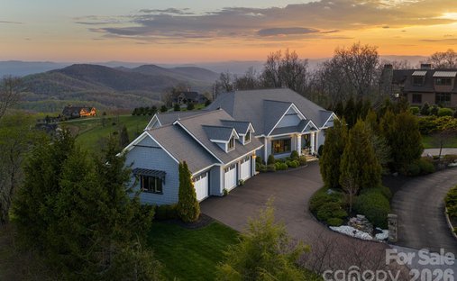 Casa a Hendersonville, Carolina del Nord, Stati Uniti 1