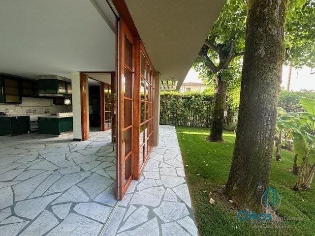 Villa in Vittoria Apuana, Forte dei Marmi, Tuscany 4 - 17708631