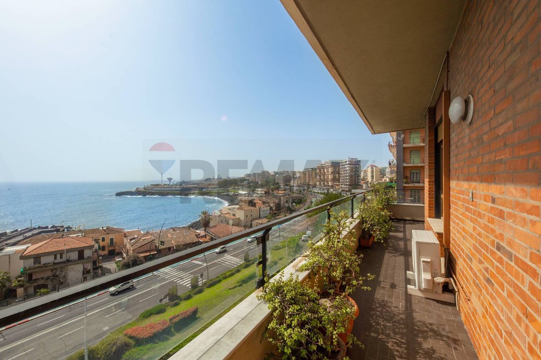Apartment in Ognina-Lungomare De Gasperi, Catania, Italy 4 - 17709423