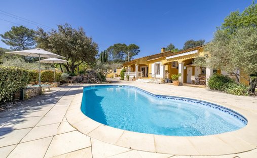 Maison à Montfort-sur-Argens, Provence-Alpes-Côte d'Azur, France 1