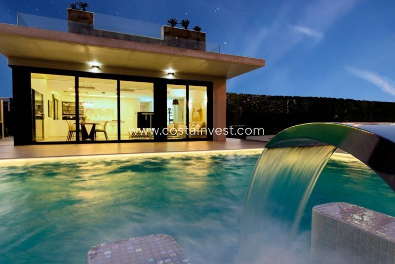 Villa in Orihuela, Valencian Community, Spain 2 - 17695408