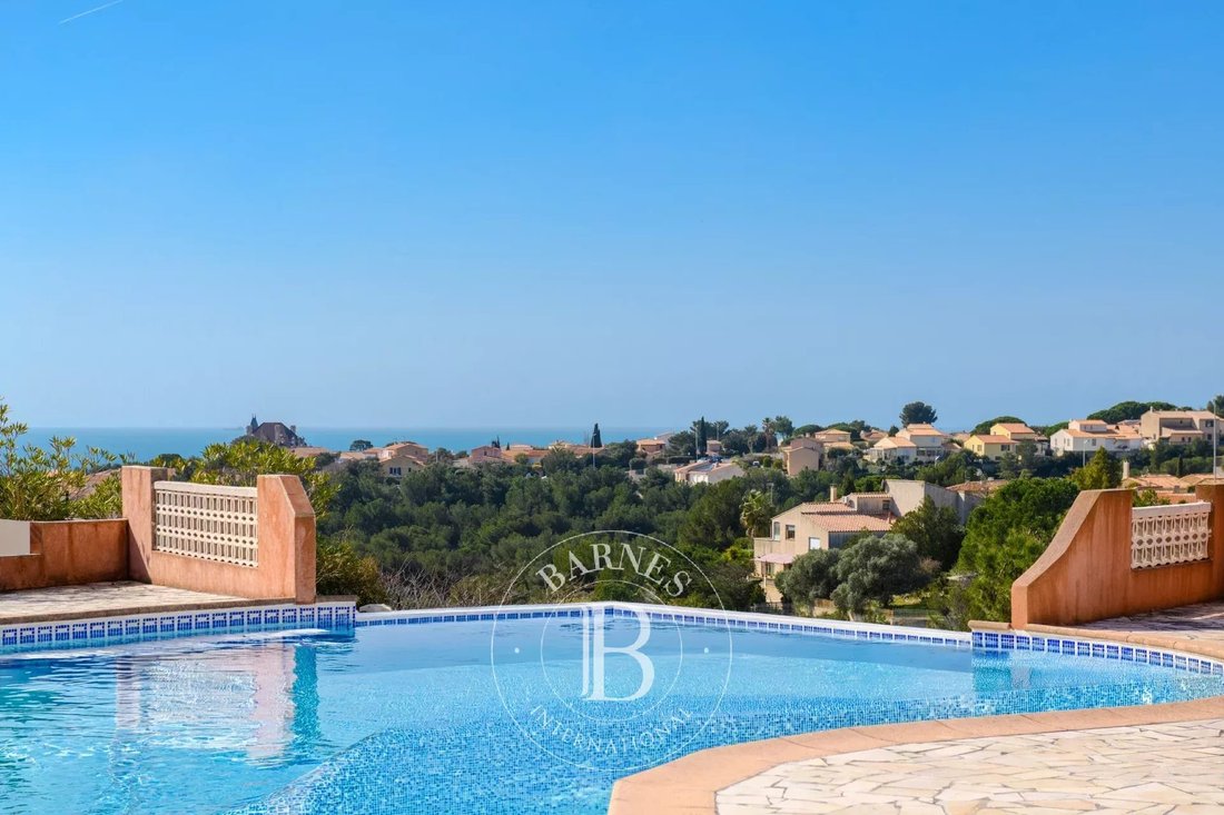 Villa in Le Brulot-Valapoux, Sausset-les-Pins, France 3 - 17311432